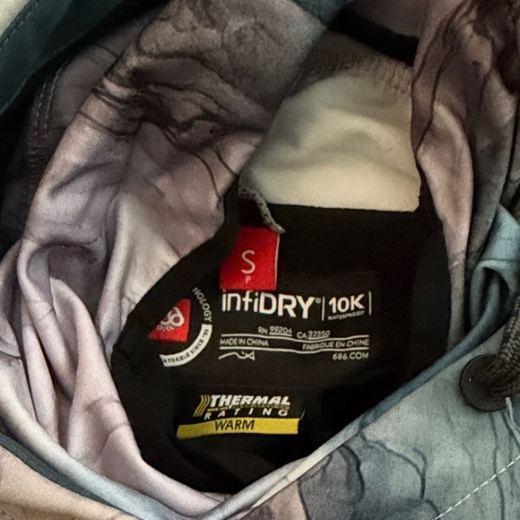 686 women’s marble anorak Jacket - Picture 3 of 8